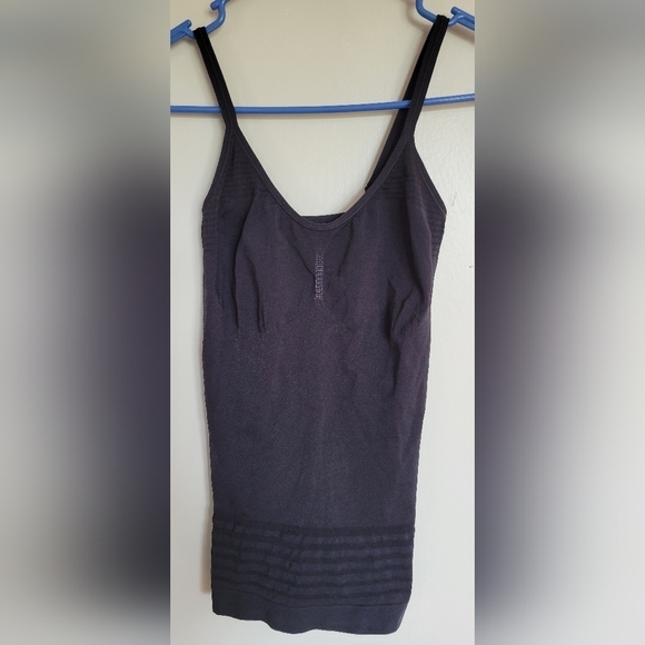 Self Expressions by Maidenform Black Seamless Cami Tank Top Womans Size Large - Picture 1 of 3